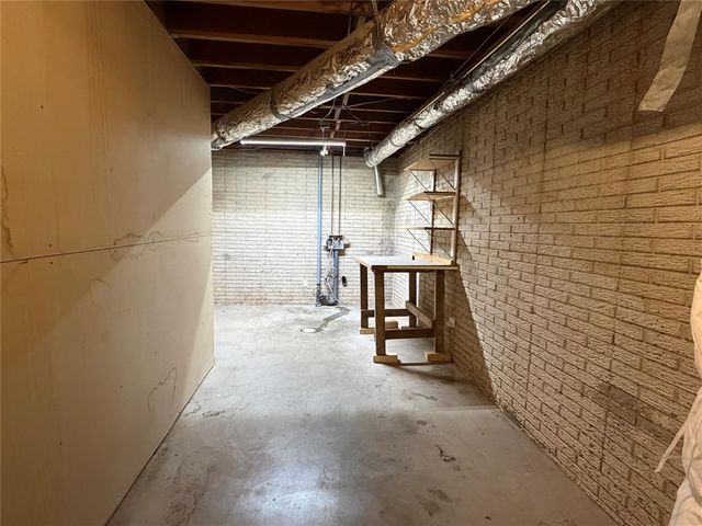 8500 N Richland Road, Yukon, OK 73099