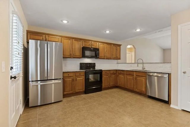 2705 Greensprings Road, Bentonville, AR 72713