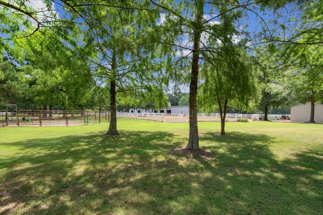 450 Reid Hooker, N, Eads, TN 38028