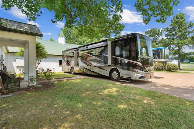 450 Reid Hooker, N, Eads, TN 38028