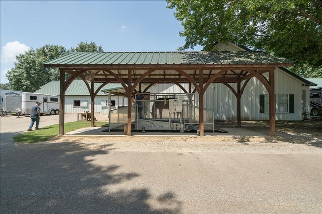 450 Reid Hooker, N, Eads, TN 38028