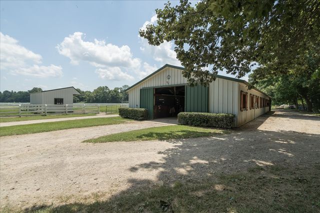 450 Reid Hooker, N, Eads, TN 38028