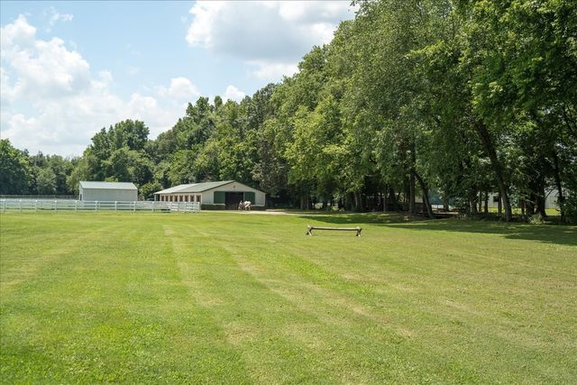 450 Reid Hooker, N, Eads, TN 38028