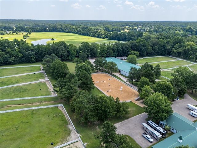 450 Reid Hooker, N, Eads, TN 38028
