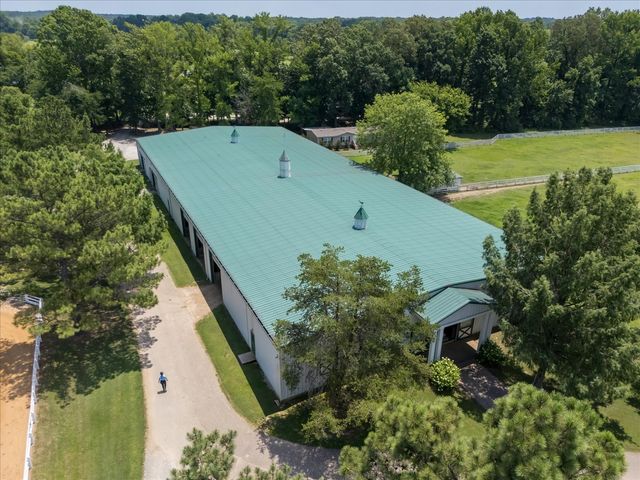 450 Reid Hooker, N, Eads, TN 38028