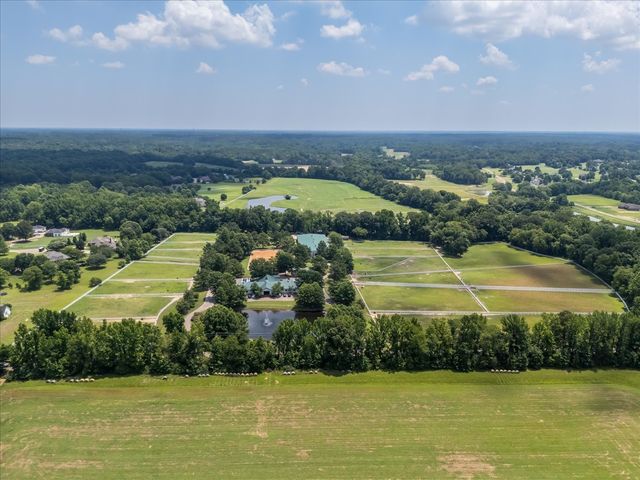 450 Reid Hooker, N, Eads, TN 38028