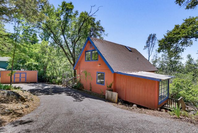 15875 Shannon Way, Nevada City, CA 95959
