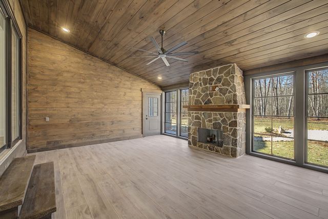 1651 Lake Louisa Loop, Monteagle, TN 37356