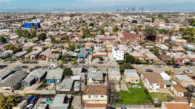 162 W 65th Street, Los Angeles, CA 90003