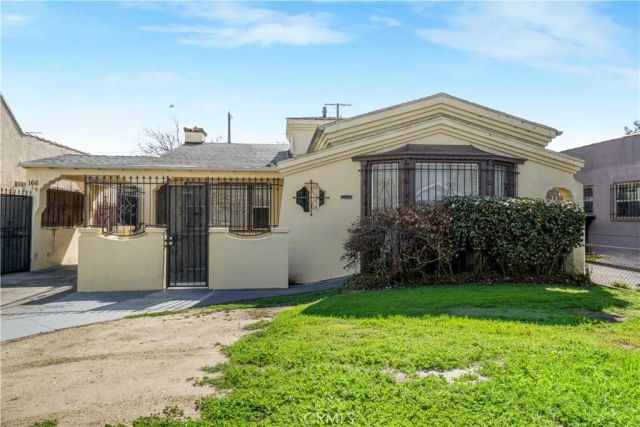 162 W 65th Street, Los Angeles, CA 90003