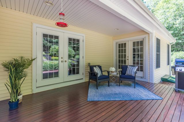 75 Olde Bridge Lane, Epping, NH 03042