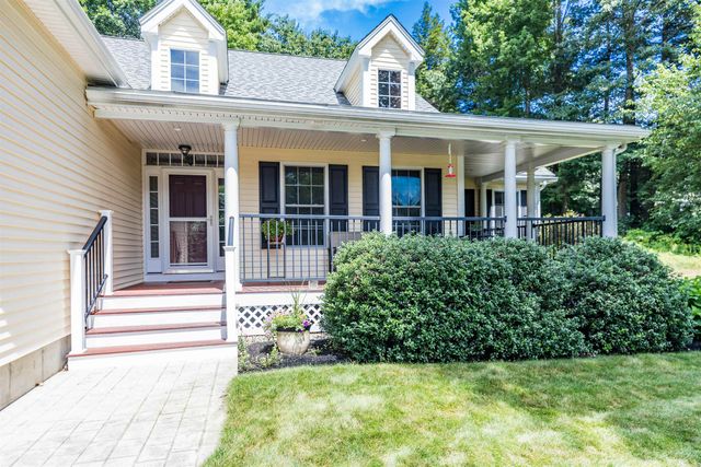 75 Olde Bridge Lane, Epping, NH 03042