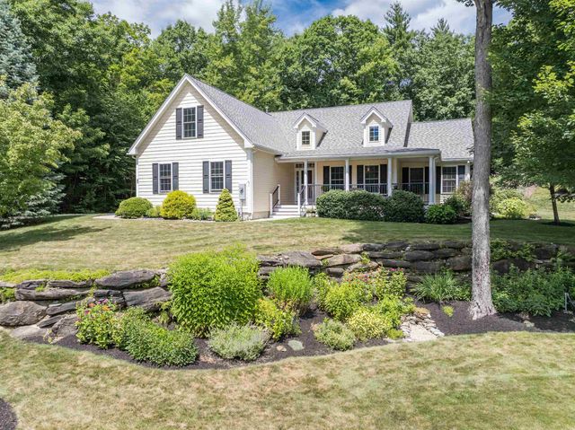 75 Olde Bridge Lane, Epping, NH 03042
