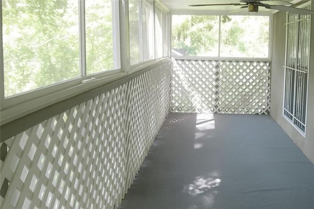 2332 Saint James NW Drive, Atlanta, GA 30318