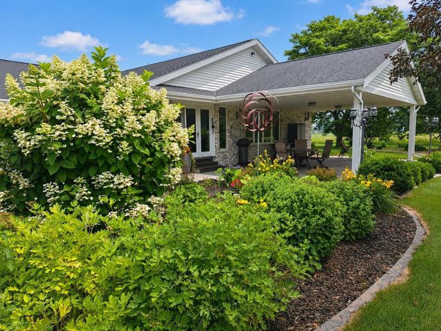 8187 LEHRER LANE, Neenah, WI 54956