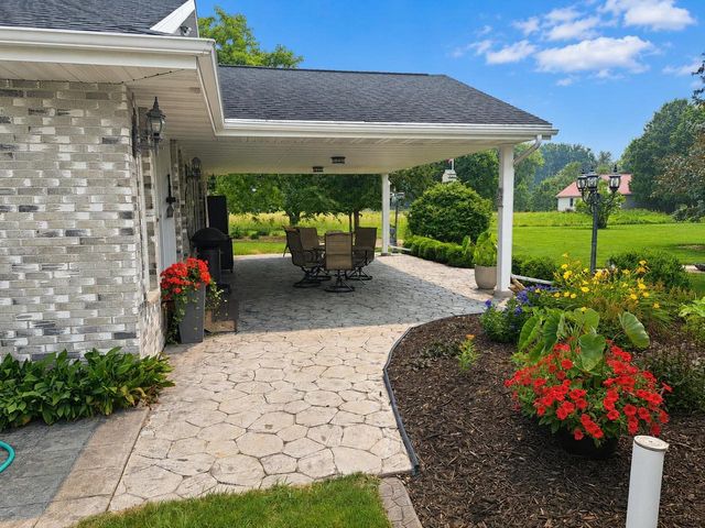 8187 LEHRER LANE, Neenah, WI 54956