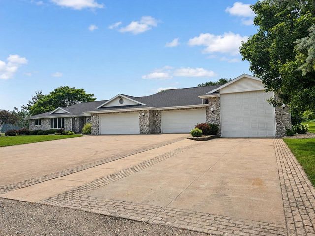 8187 LEHRER LANE, Neenah, WI 54956