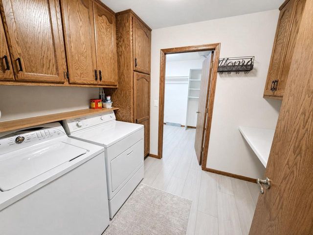 8187 LEHRER LANE, Neenah, WI 54956