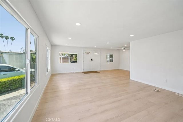 2755 arrow highway, La Verne, CA 91750