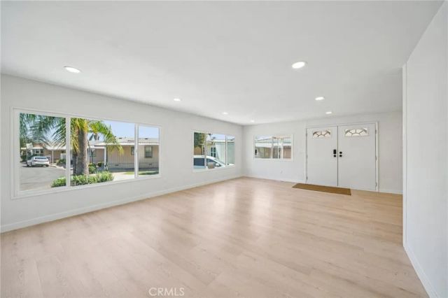 2755 arrow highway, La Verne, CA 91750