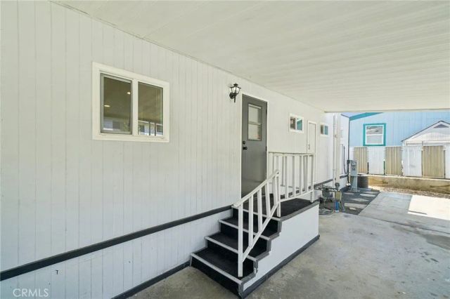 2755 arrow highway, La Verne, CA 91750