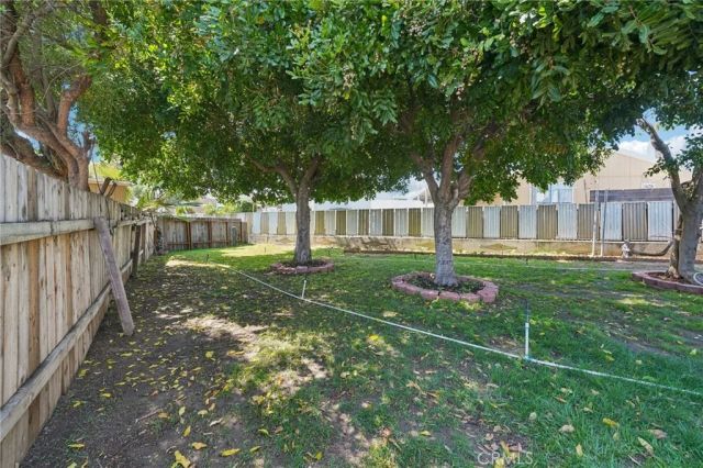 2755 arrow highway, La Verne, CA 91750