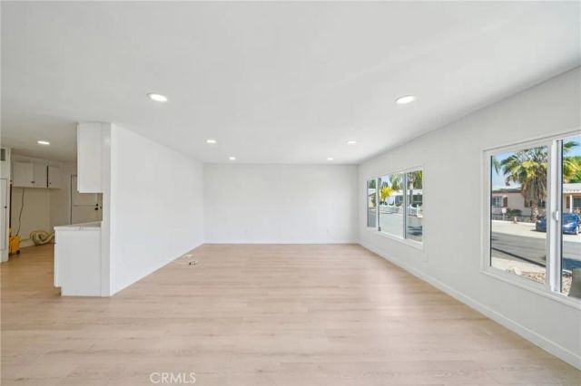 2755 arrow highway, La Verne, CA 91750