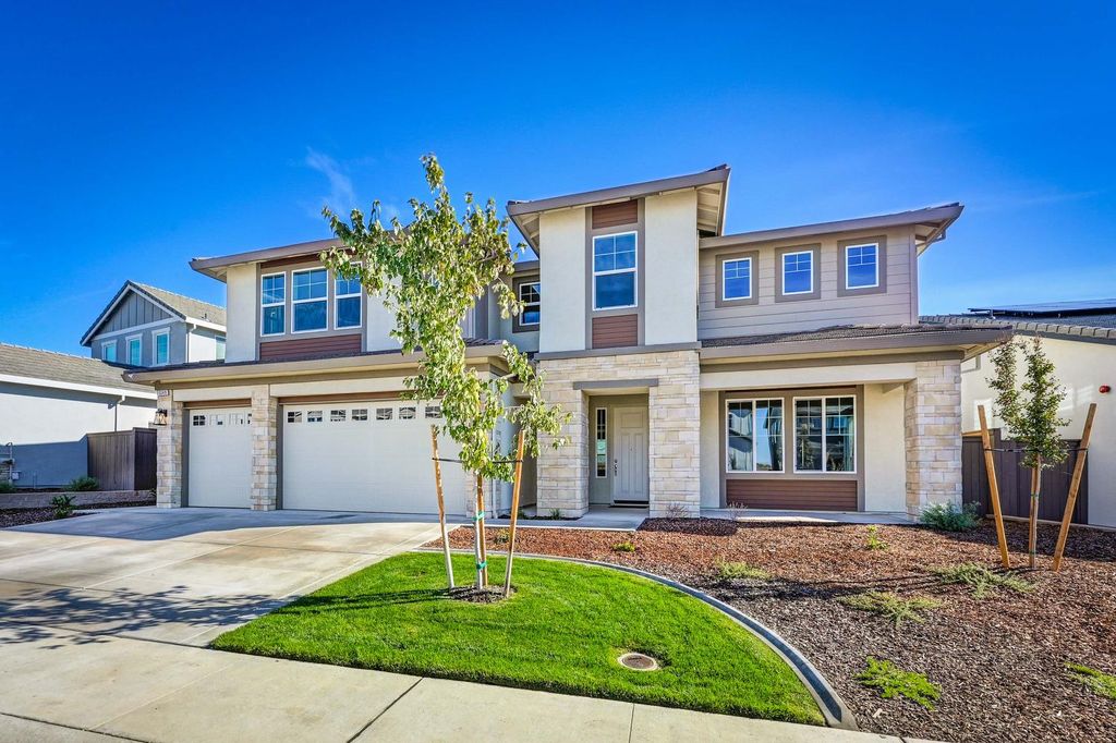 1349 Bear Creek Dr, Rocklin, CA 95765