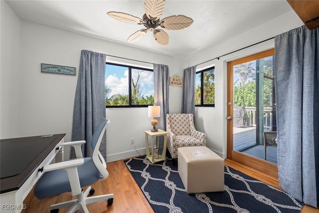 984 Greenwood CT S, Sanibel, FL 33957