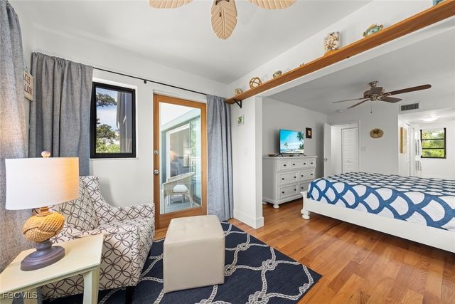 984 Greenwood CT S, Sanibel, FL 33957