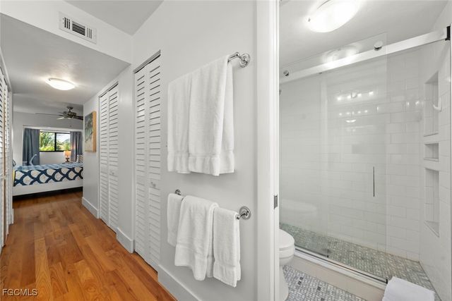 984 Greenwood CT S, Sanibel, FL 33957