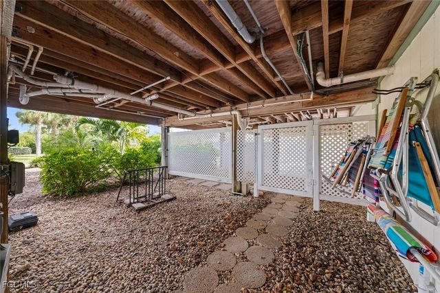 984 Greenwood CT S, Sanibel, FL 33957