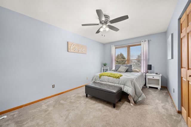 1122 Yorkshire Drive S, Sycamore, IL 60178