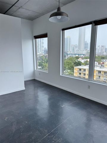 10 SW South River Dr 812, Miami, FL 33130