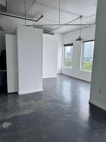 10 SW South River Dr 812, Miami, FL 33130