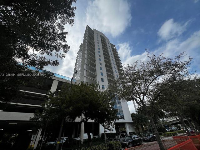 10 SW South River Dr 812, Miami, FL 33130