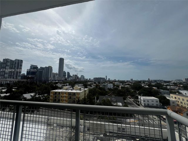 10 SW South River Dr 812, Miami, FL 33130