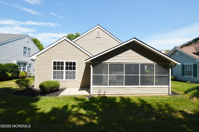 2898 Lenox Street, Toms River, NJ 08755