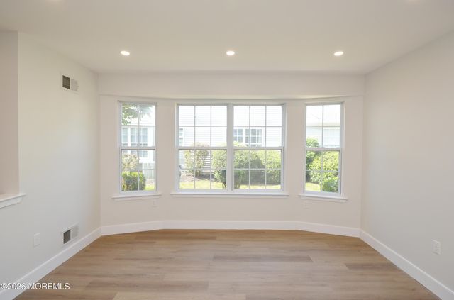 2898 Lenox Street, Toms River, NJ 08755