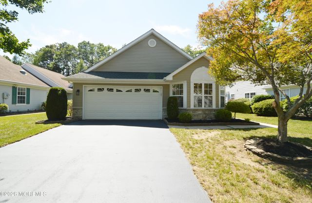 2898 Lenox Street, Toms River, NJ 08755