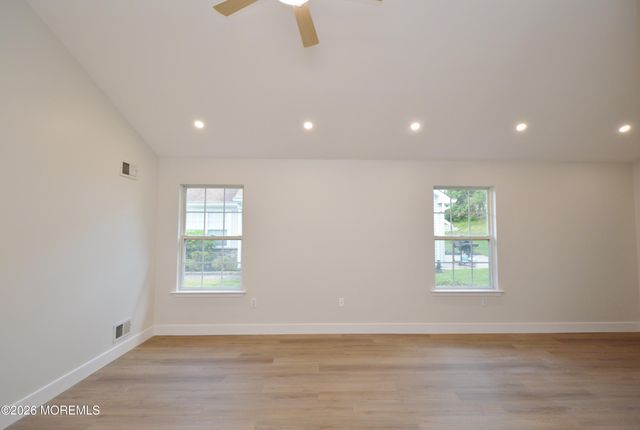 2898 Lenox Street, Toms River, NJ 08755