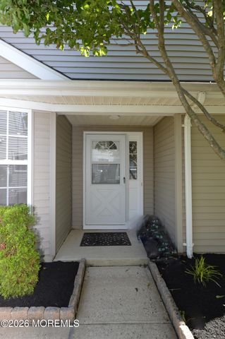 2898 Lenox Street, Toms River, NJ 08755