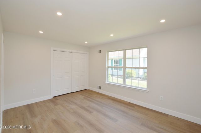 2898 Lenox Street, Toms River, NJ 08755