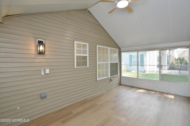 2898 Lenox Street, Toms River, NJ 08755