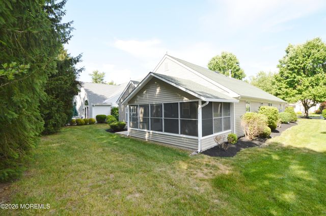 2898 Lenox Street, Toms River, NJ 08755