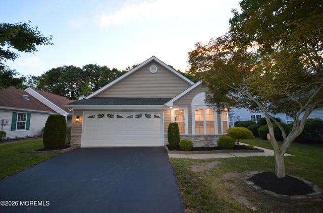 2898 Lenox Street, Toms River, NJ 08755