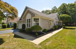 2898 Lenox Street, Toms River, NJ 08755