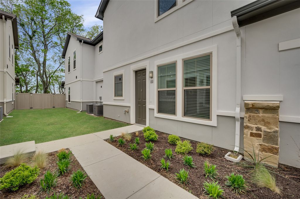 579 LLOYDS ROAD 707A, Little Elm, TX 75068