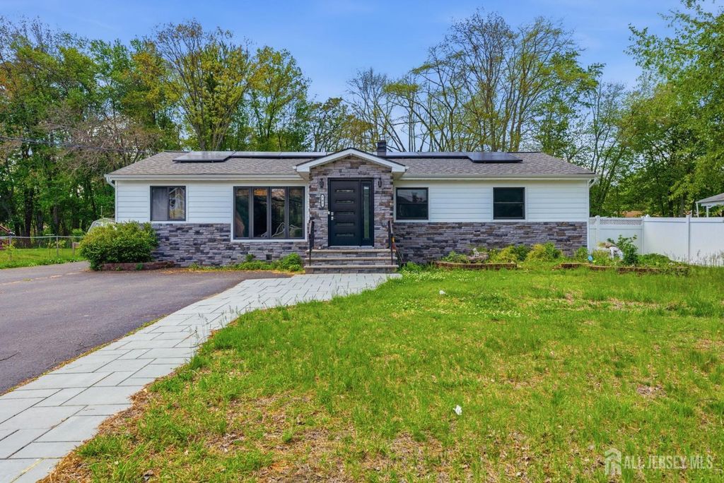 587 Marlboro Road 1, Old Bridge, NJ 08857