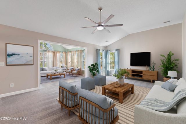 693 Privit Court NW, Calabash, NC 28467